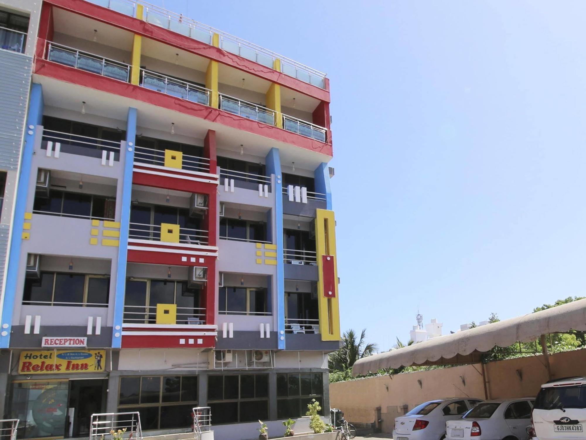 Hotel Relax Inn Diu Eksteriør bilde
